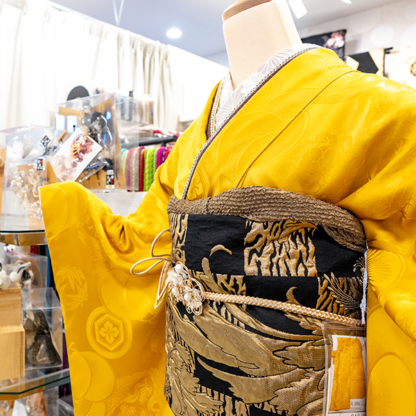 おやまゆうえんハーヴェストウォーク_和の美おぐら_呉服_和装小物_振袖_一般着物レンタル